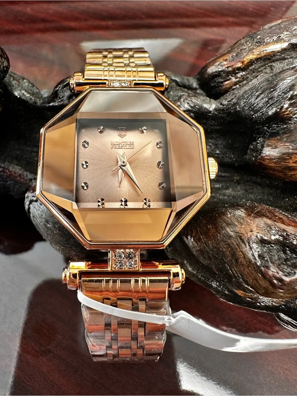 Montres Prestige Invicta Octagonal Rose Gold Crystal Accent Bracelet Watch